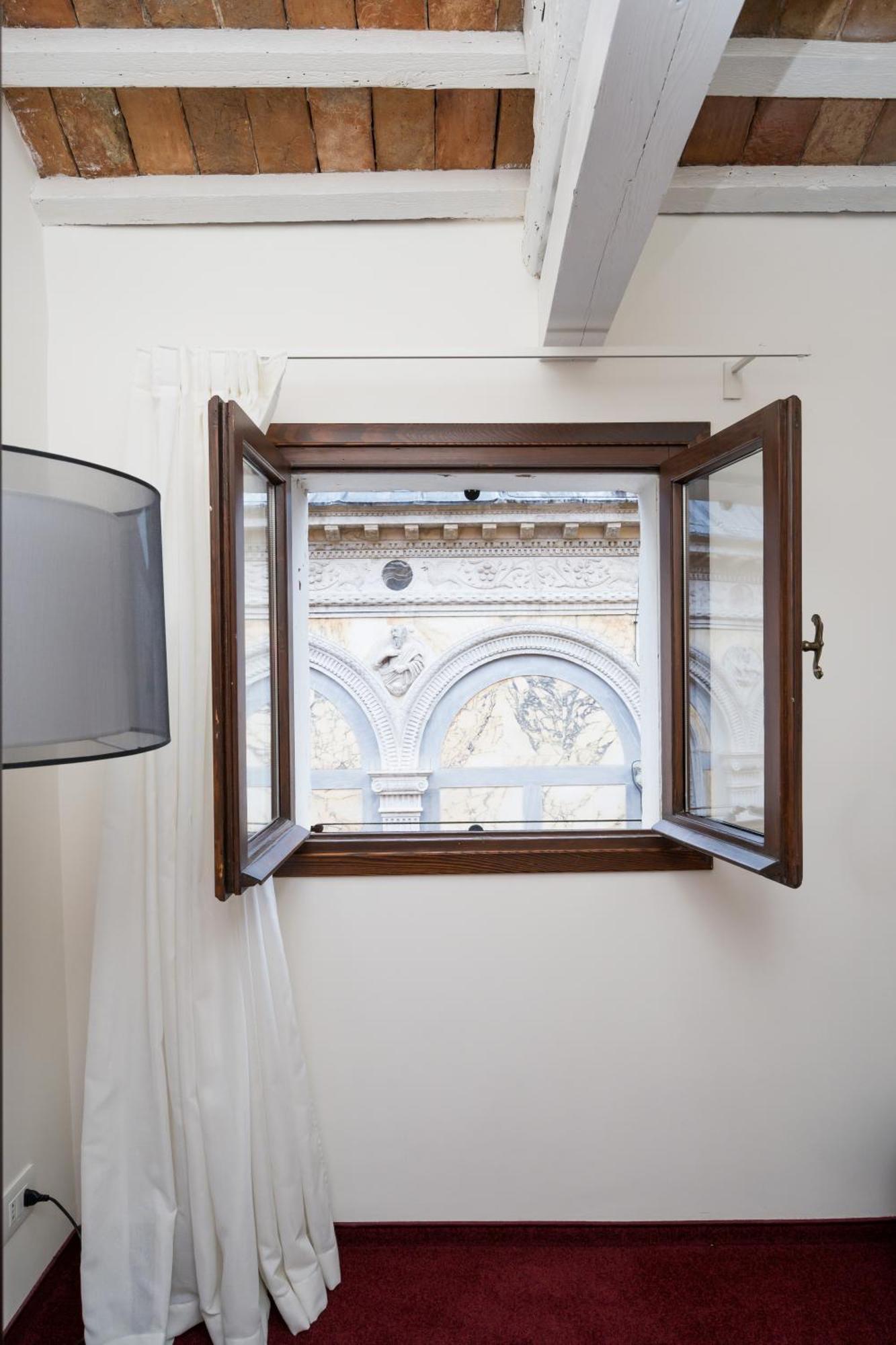 Palazzo Miracoli Apartments Venecia Exterior foto